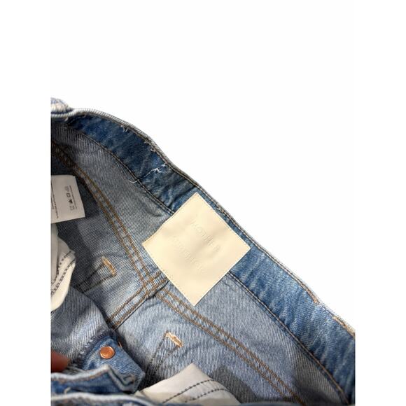 MOTHER The Petite Lil’ Dodger Button Hover Cuff Jeans - Picture 8 of 11